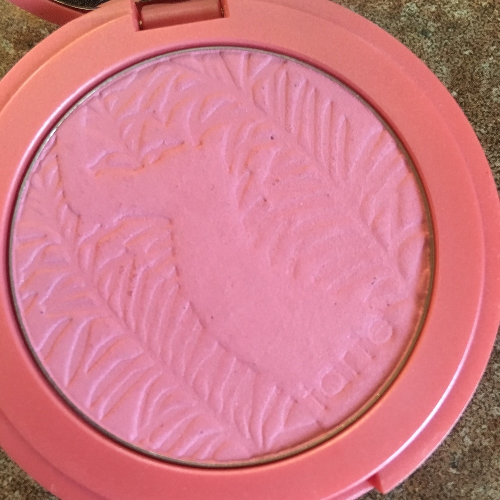 Tarte Blush - Dollface
